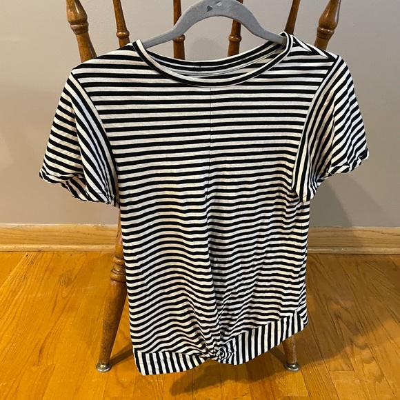 Top - Picture 1 of 1